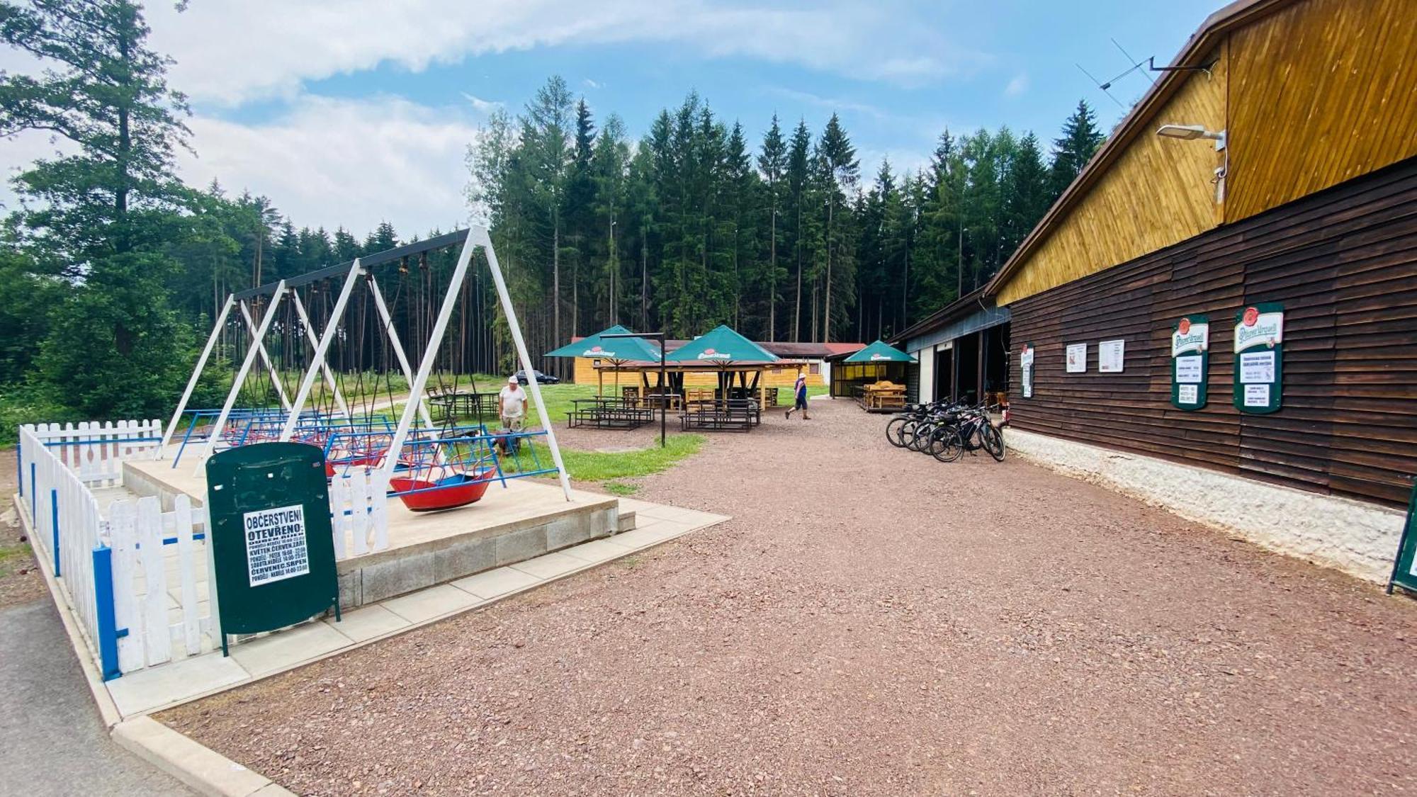 Chatový areál Zděřina Police nad Metují Exterior foto